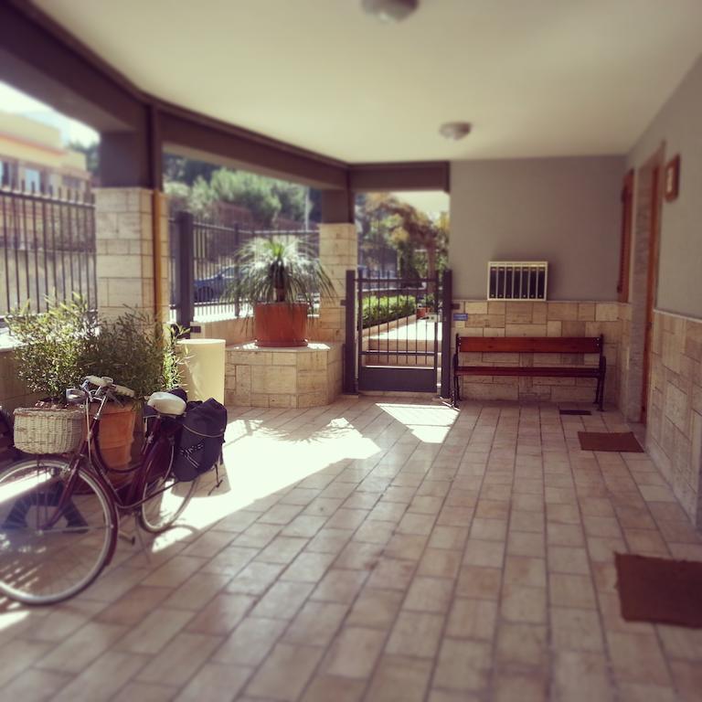 Villa Franca Mini Appartamenti Bisceglie Bagian luar foto