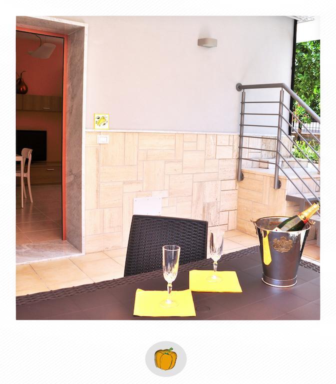 Villa Franca Mini Appartamenti Bisceglie Ruang foto