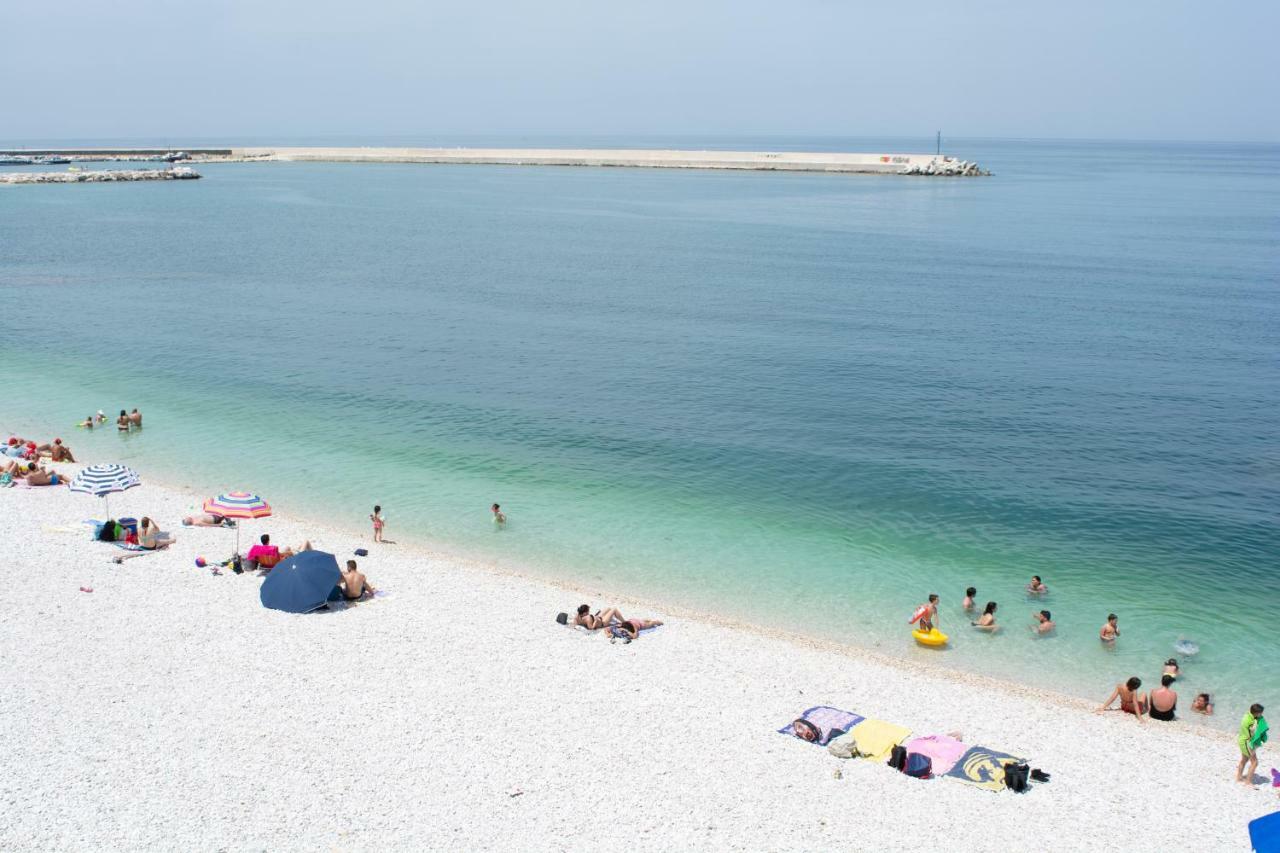 Villa Franca Mini Appartamenti Bisceglie Bagian luar foto