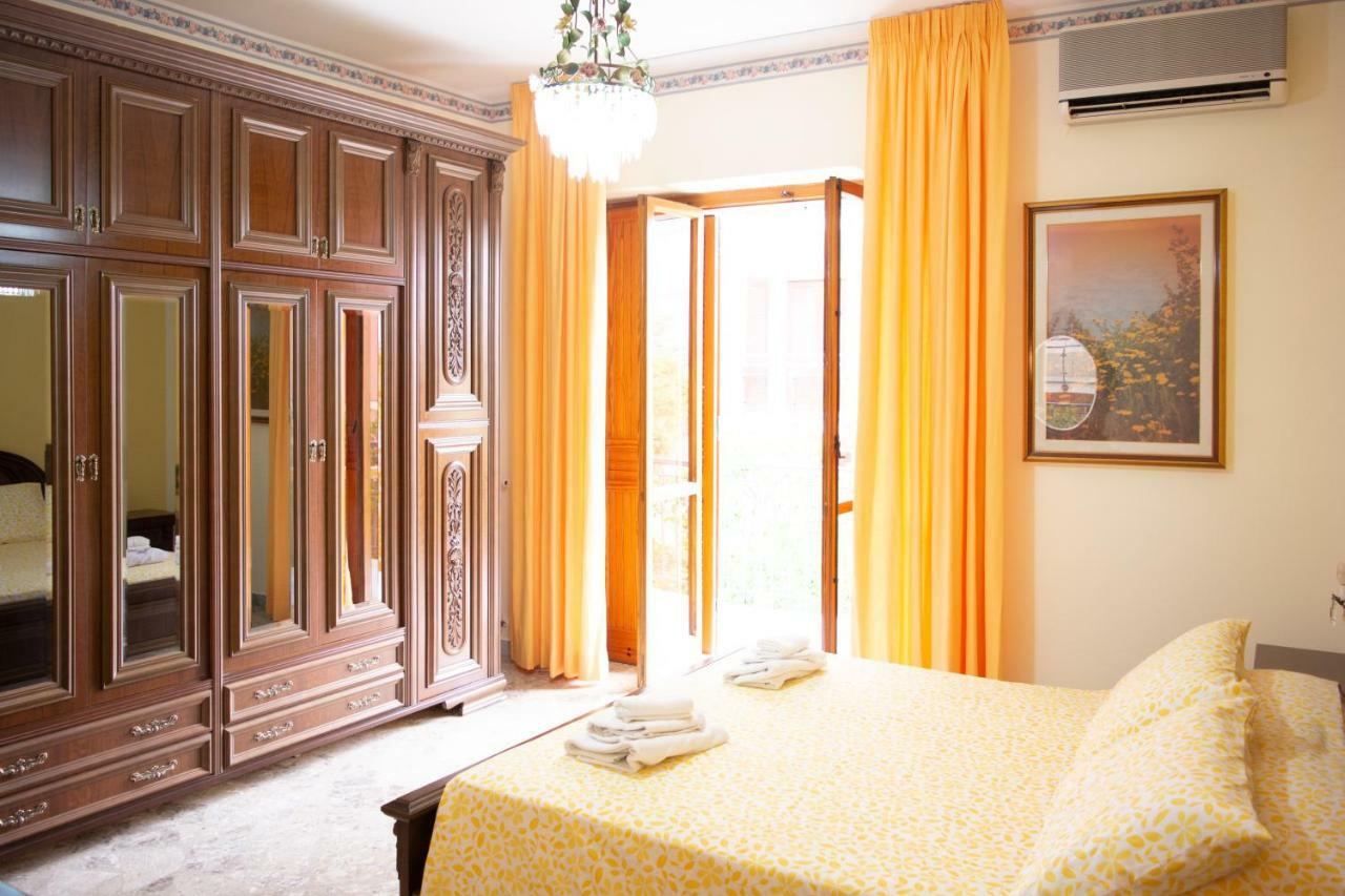 Villa Franca Mini Appartamenti Bisceglie Bagian luar foto