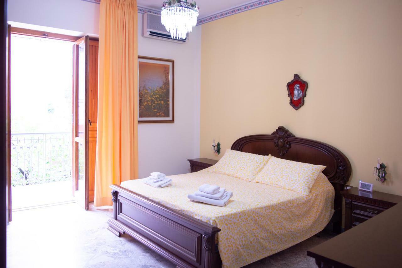 Villa Franca Mini Appartamenti Bisceglie Bagian luar foto